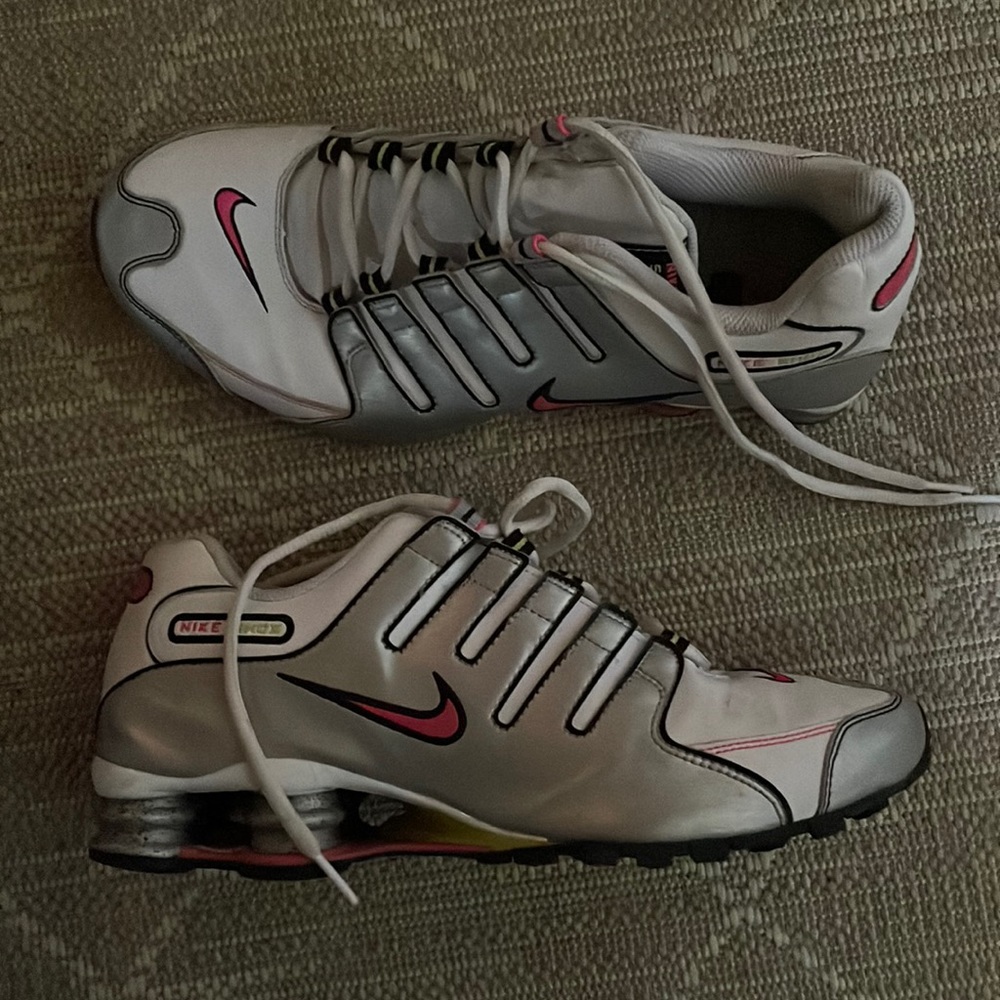 Nike shox